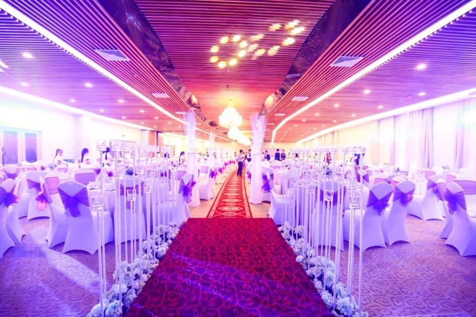 Bavico International Hotel На Транг Екстериор снимка