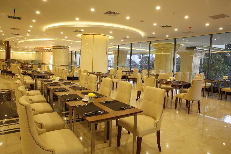 Bavico International Hotel На Транг Екстериор снимка