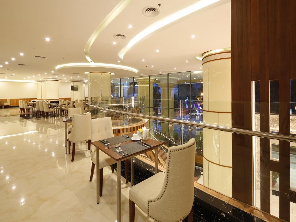 Bavico International Hotel На Транг Екстериор снимка