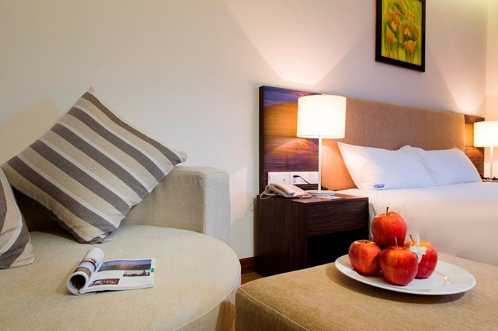 Bavico International Hotel На Транг Екстериор снимка